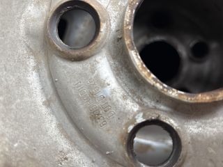 bontott VW TRANSPORTER Acélfelni Szett Gumival