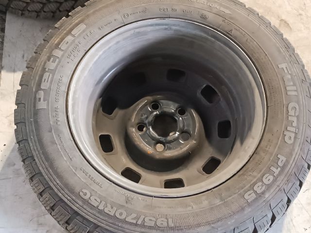 bontott VW TRANSPORTER Acélfelni Szett Gumival