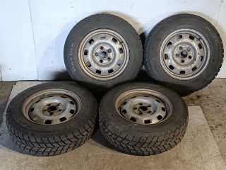 bontott VW TRANSPORTER Acélfelni Szett Gumival