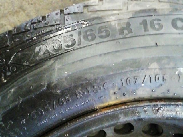 bontott VW TRANSPORTER Acélfelni Szett Gumival