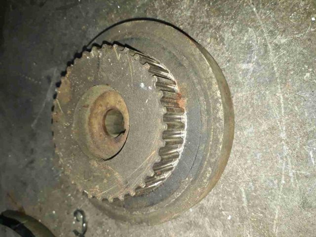 bontott VW TRANSPORTER Adagoló Bordáskerék / Lánckerék