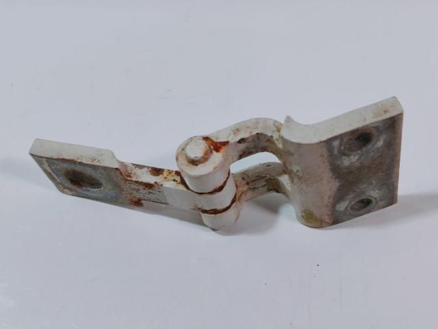 bontott VW TRANSPORTER Ajtó Zsanér (Pozíciófüggetlen)