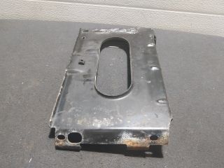 bontott VW TRANSPORTER Akkumulátor Tartó