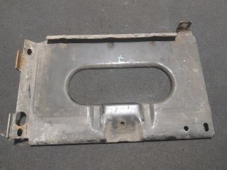 bontott VW TRANSPORTER Akkumulátor Tartó