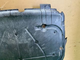 bontott VW TRANSPORTER Alsó Motorburkolat