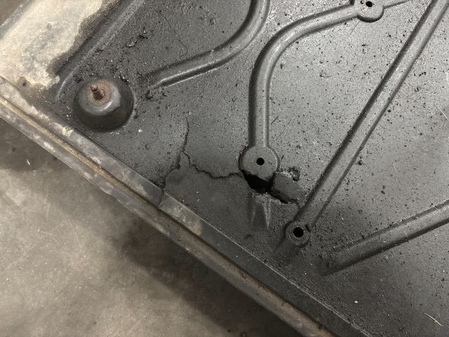 bontott VW TRANSPORTER Alsó Motorburkolat