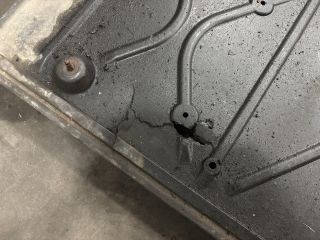 bontott VW TRANSPORTER Alsó Motorburkolat