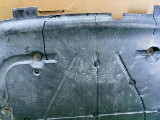 bontott VW TRANSPORTER Alsó Motorburkolat