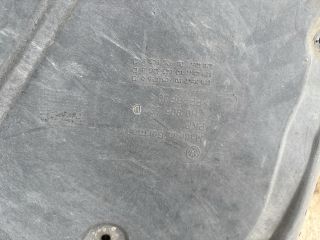 bontott VW TRANSPORTER Alsó Motorburkolat