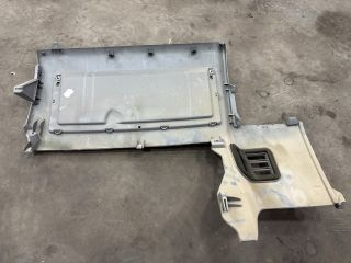 bontott VW TRANSPORTER Alsó Műszerfal Burkolat