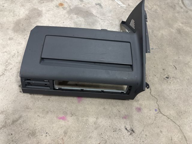 bontott VW TRANSPORTER Alsó Műszerfal Burkolat