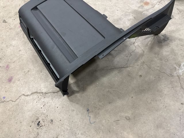 bontott VW TRANSPORTER Alsó Műszerfal Burkolat