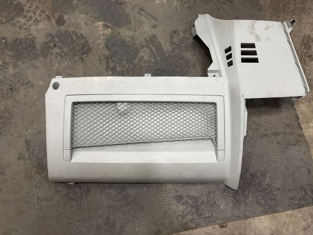 bontott VW TRANSPORTER Bal Alsó Műszerfal Burkolat