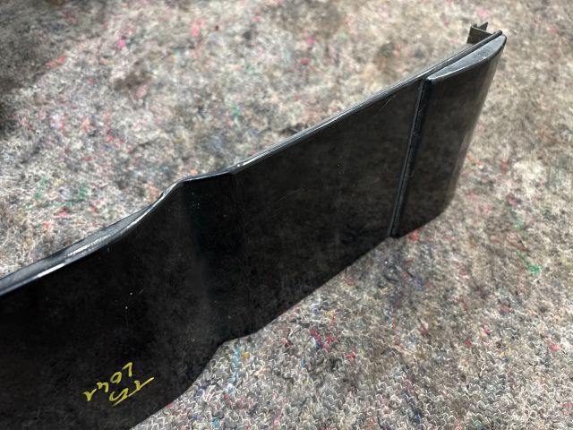 bontott VW TRANSPORTER Bal B Oszlop Burkolat