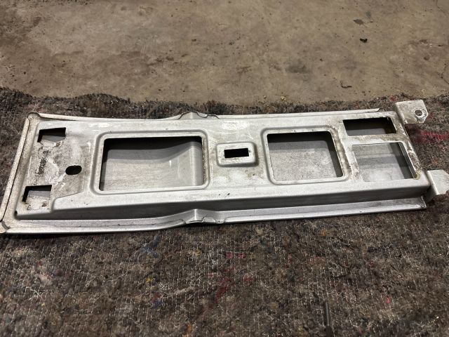 bontott VW TRANSPORTER Bal B Oszlop Burkolat