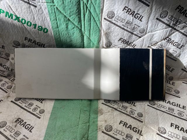 bontott VW TRANSPORTER Bal B Oszlop Burkolat