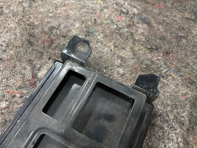 bontott VW TRANSPORTER Bal B Oszlop Burkolat