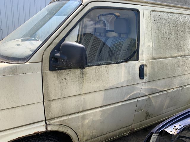 bontott VW TRANSPORTER Bal Csomagtérajtó (Részeivel)