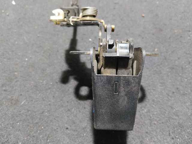 bontott VW TRANSPORTER Bal Csomagtérajtó Zárszerkezet