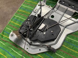 bontott VW TRANSPORTER Bal Csomagtérajtó Zárszerkezet