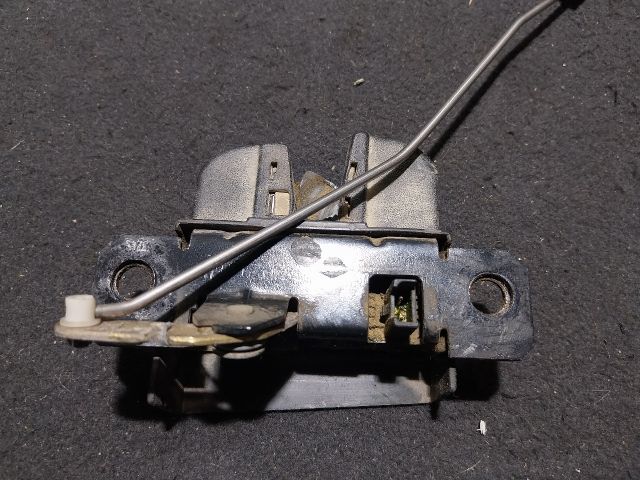 bontott VW TRANSPORTER Bal Csomagtérajtó Zárszerkezet