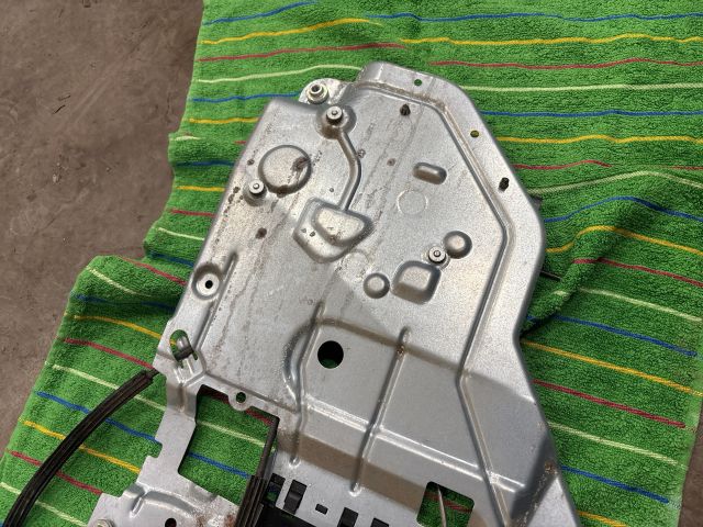 bontott VW TRANSPORTER Bal Csomagtérajtó Zárszerkezet