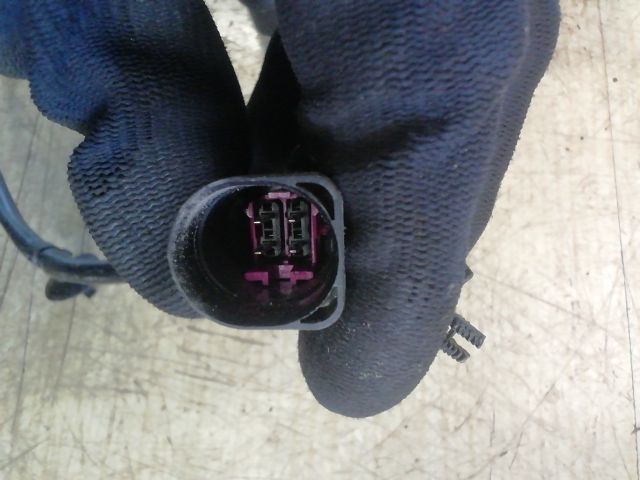 bontott VW TRANSPORTER Bal Csomagtérajtó Zárszerkezet