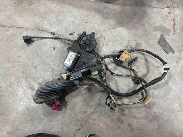 bontott VW TRANSPORTER Bal első Ablakemelő Kapcsoló