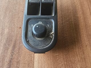 bontott VW TRANSPORTER Bal első Ablakemelő Kapcsoló