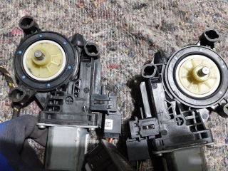 bontott VW TRANSPORTER Bal első Ablakemelő Motor