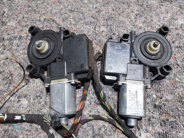 bontott VW TRANSPORTER Bal első Ablakemelő Motor