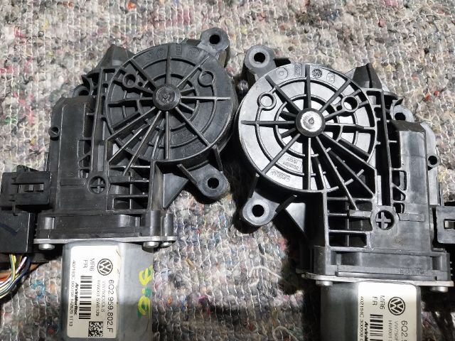 bontott VW TRANSPORTER Bal első Ablakemelő Motor