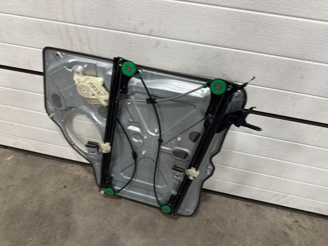 bontott VW TRANSPORTER Bal első Ablakemelő Szerkezet (Elektromos)