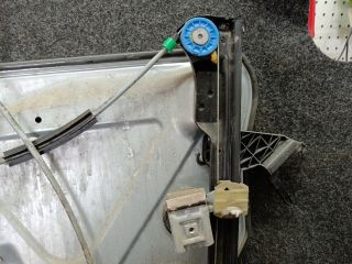 bontott VW TRANSPORTER Bal első Ablakemelő Szerkezet (Elektromos)