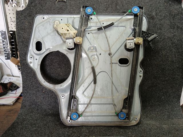 bontott VW TRANSPORTER Bal első Ablakemelő Szerkezet (Elektromos)