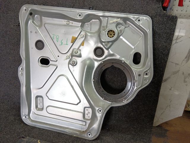 bontott VW TRANSPORTER Bal első Ablakemelő Szerkezet (Elektromos)