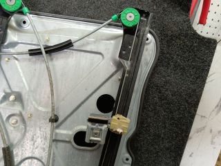 bontott VW TRANSPORTER Bal első Ablakemelő Szerkezet (Elektromos)