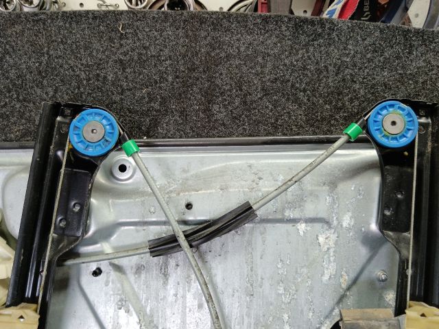 bontott VW TRANSPORTER Bal első Ablakemelő Szerkezet (Elektromos)