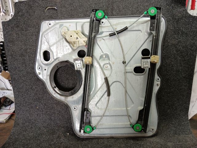 bontott VW TRANSPORTER Bal első Ablakemelő Szerkezet (Elektromos)