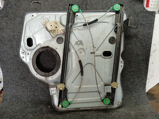 bontott VW TRANSPORTER Bal első Ablakemelő Szerkezet (Elektromos)