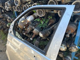 bontott VW TRANSPORTER Bal első Ajtó (Üres lemez)