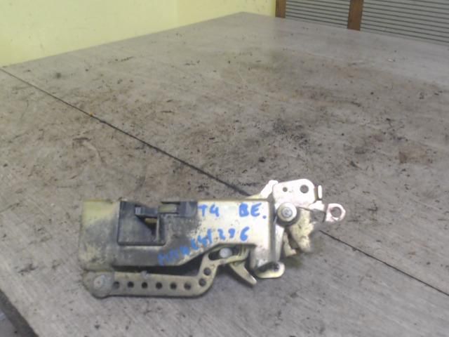 bontott VW TRANSPORTER Bal első Ajtózár