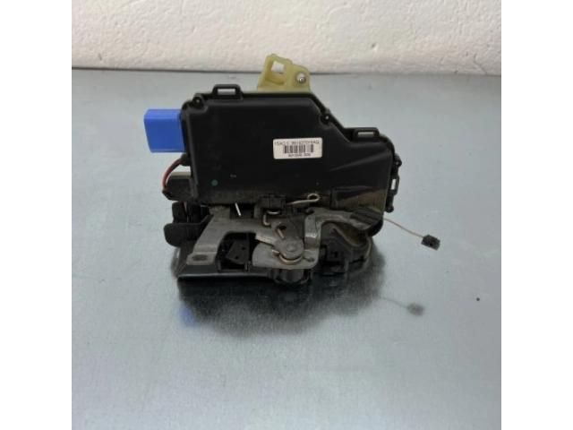 bontott VW TRANSPORTER Bal első Ajtózár