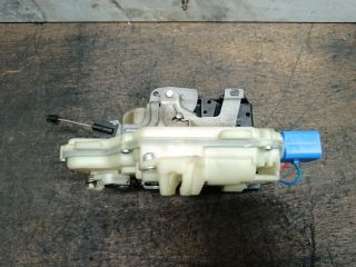 bontott VW TRANSPORTER Bal első Ajtózár