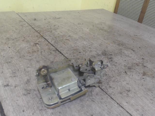 bontott VW TRANSPORTER Bal első Ajtózár