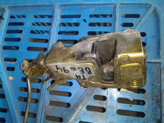 bontott VW TRANSPORTER Bal első Ajtózár