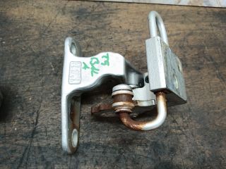 bontott VW TRANSPORTER Bal első Alsó Zsanér