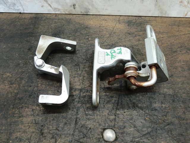 bontott VW TRANSPORTER Bal első Alsó Zsanér