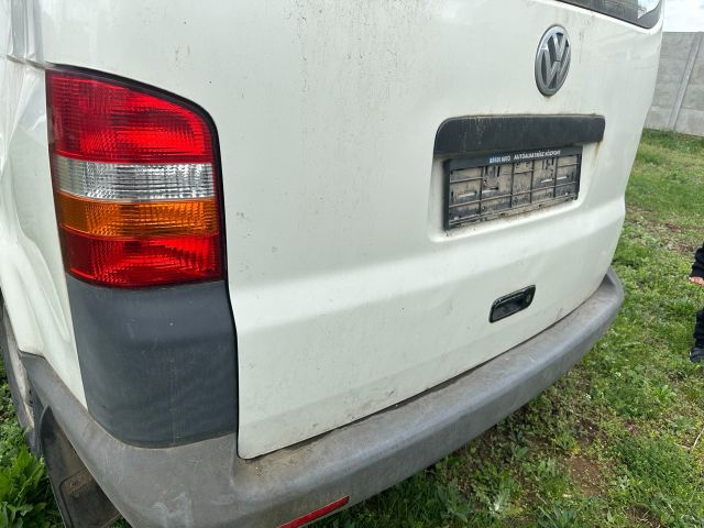 bontott VW TRANSPORTER Bal első Dobbetét (Kerékjárati, Műanyag)