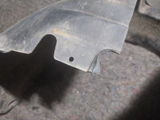 bontott VW TRANSPORTER Bal első Dobbetét (Kerékjárati, Műanyag)